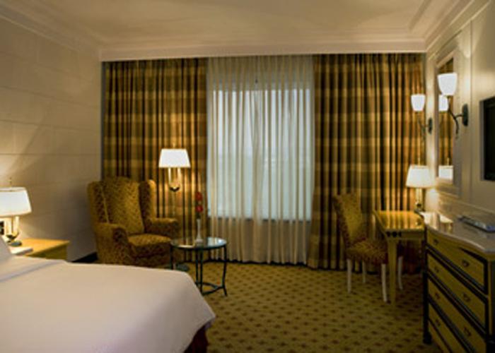 Sheraton Grand Pune Bund Garden Hotel