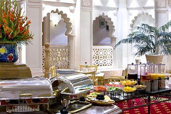 Sheraton Grand Pune Bund Garden Hotel