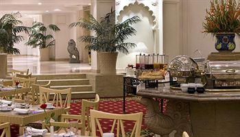 Sheraton Grand Pune Bund Garden Hotel