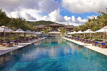 Le Meridien Shimei Bay Beach Resort & Spa