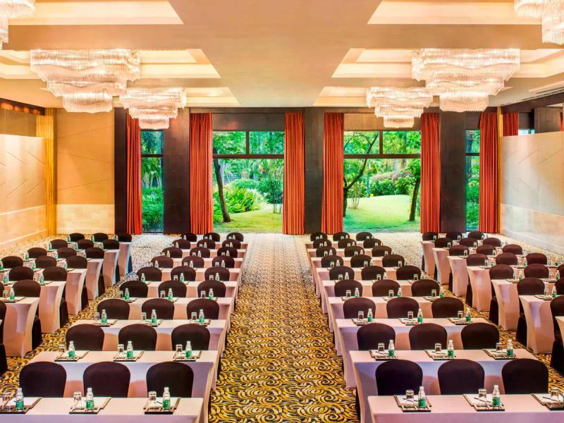 Le Meridien Shimei Bay Beach Resort & Spa