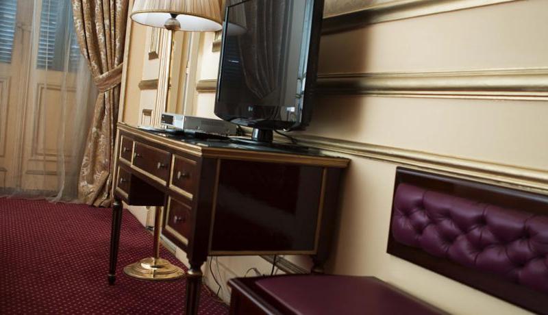 Paradise inn Le Metropole