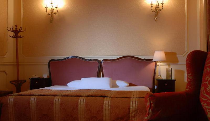 Paradise inn Le Metropole