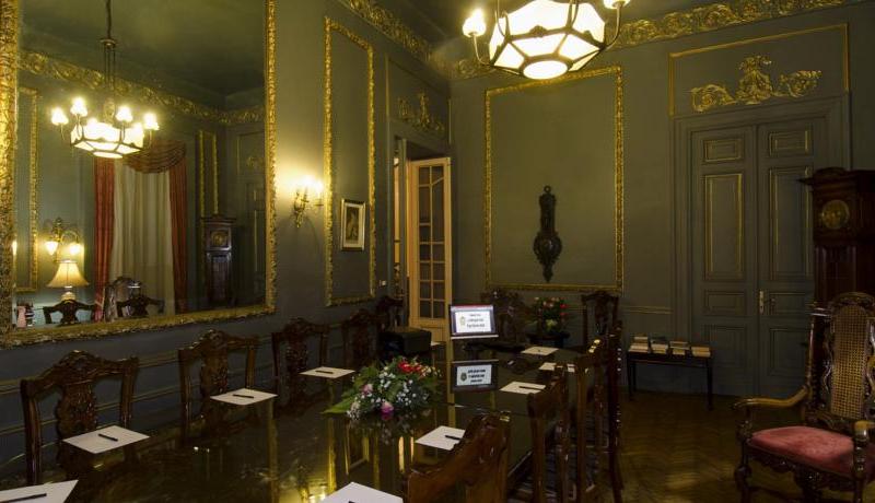 Paradise inn Le Metropole