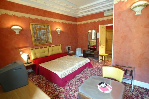 Le Meurice