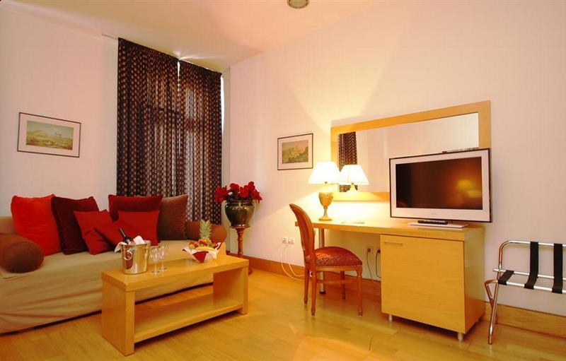 Le Palace Art Hotel