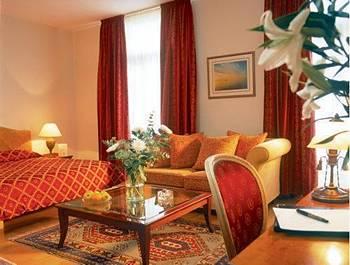 Le Palace Art Hotel