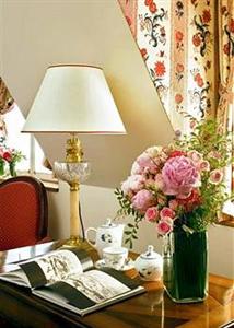 Le Relais Montmartre