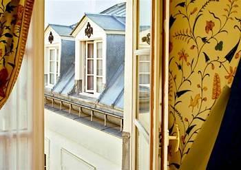 Le Relais Montmartre