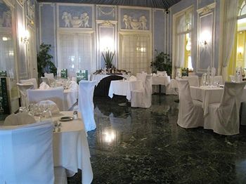 Le Royal