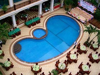 Angkor Holiday Hotel