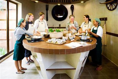 Angkor Village Hotel