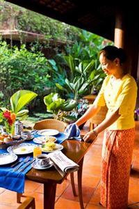 Angkor Village Hotel