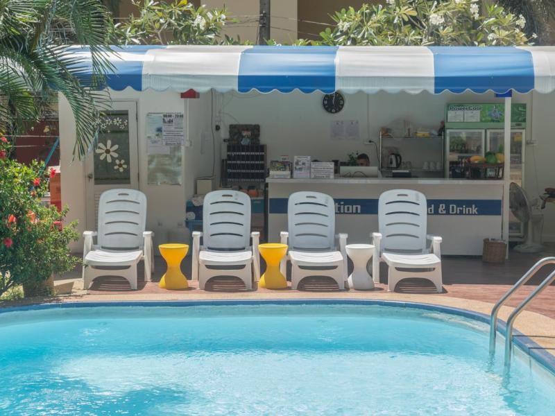 Porterhouse Beach Hotel