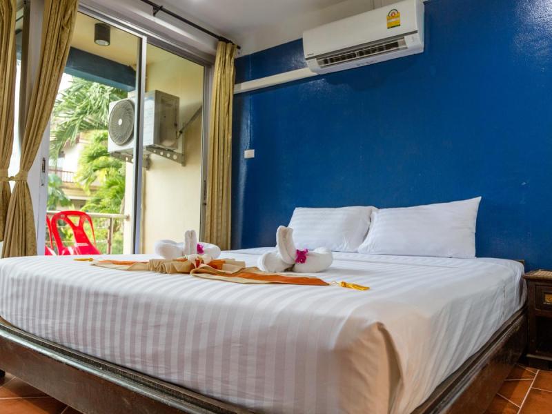 Porterhouse Beach Hotel