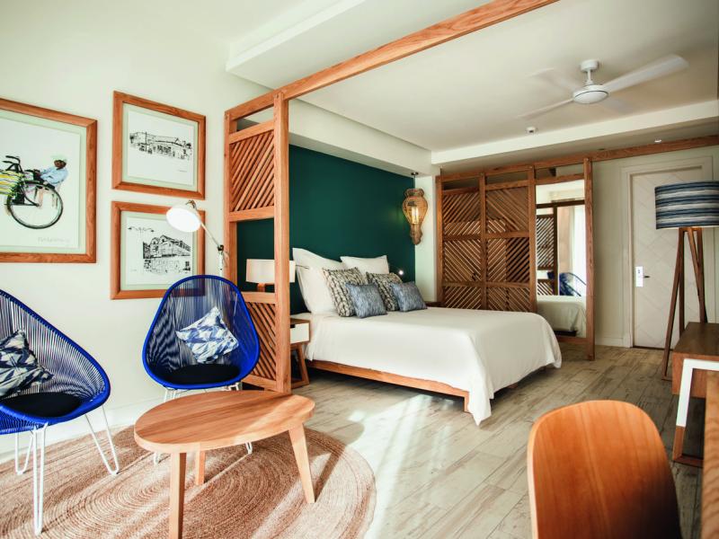 Victoria Beachcomber