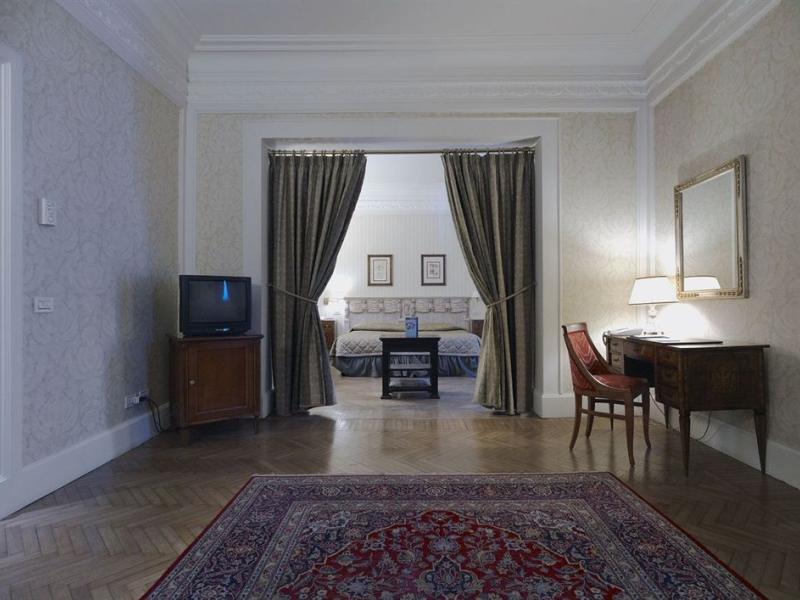 Hotel NH Firenze Anglo American