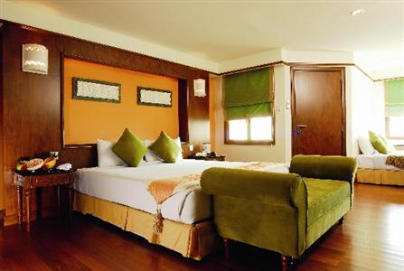 Legend International Water Homes