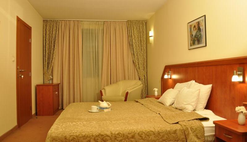 Legends Business Hotel