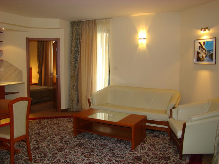 Legends Business Hotel