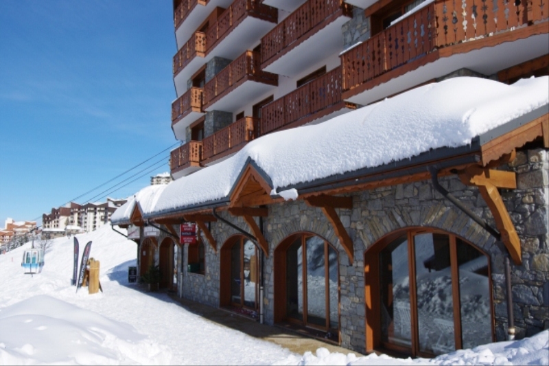 Les Chalets De L`Adonis