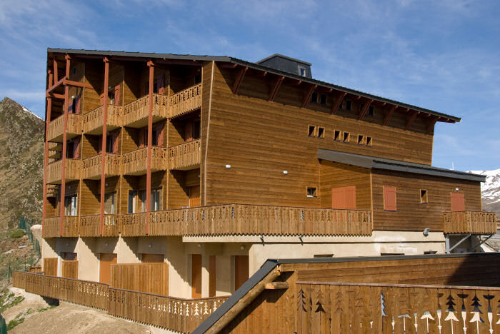 Les Chalets De L`Adonis