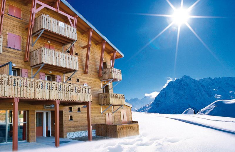 Les Chalets De L`Adonis