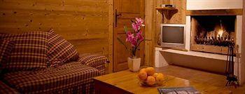 Les Chalets de La Tania Madame Vacances