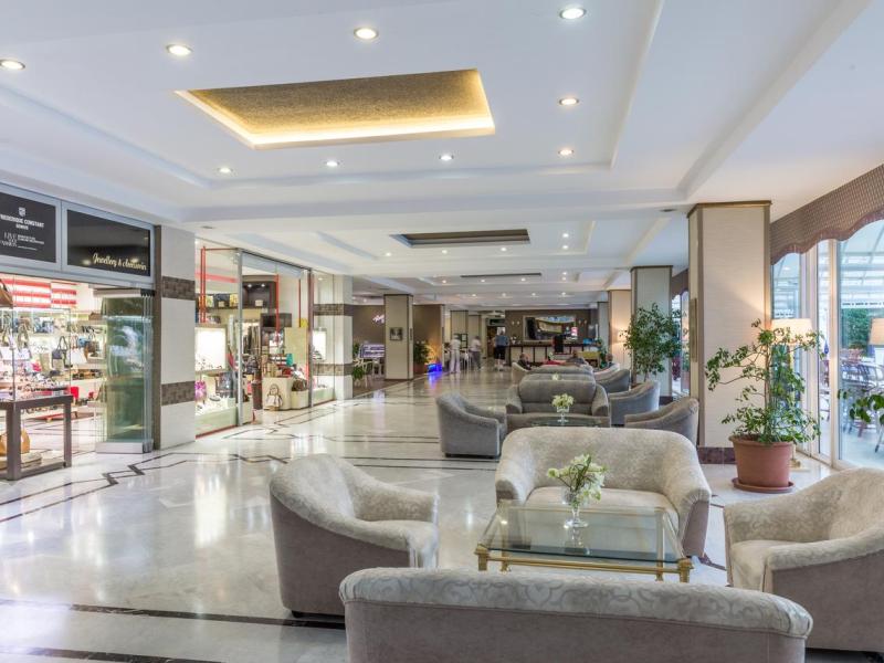 L’etoile Beach Hotel