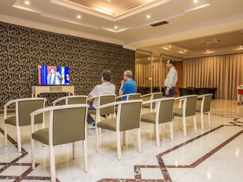 L’etoile Beach Hotel