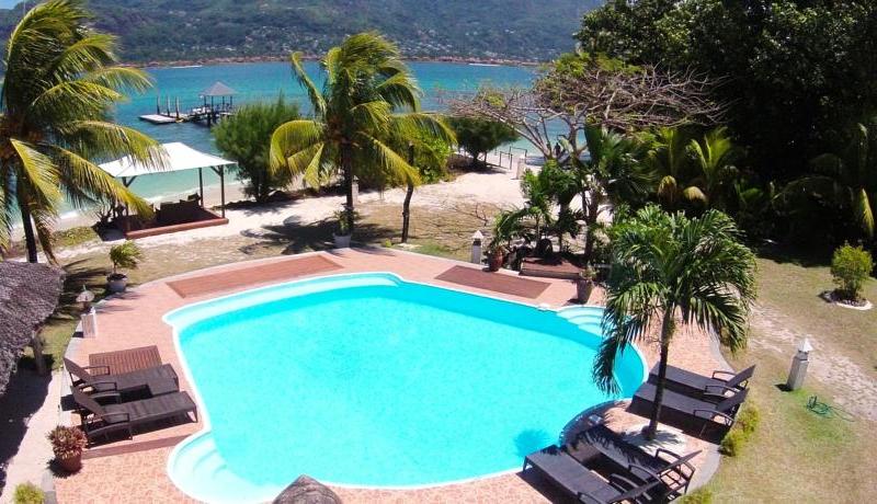 L'Habitation Cerf Island