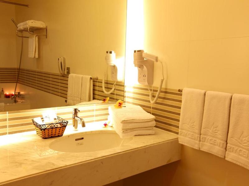 Liberty Central Saigon Centre Hotel