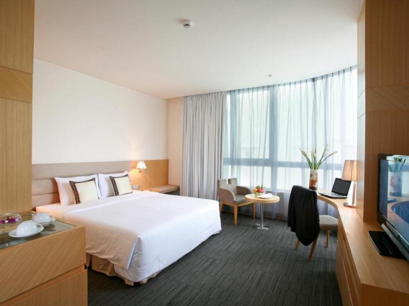 Liberty Central Saigon Centre Hotel