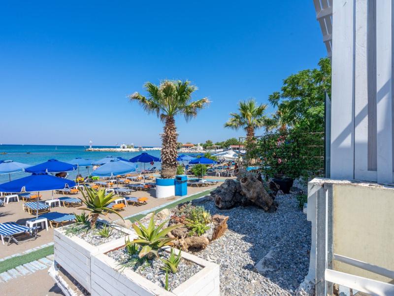 Lido Star Beach