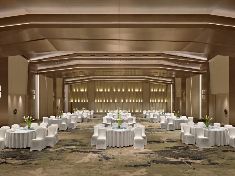 Pullman Danang Beach Resort