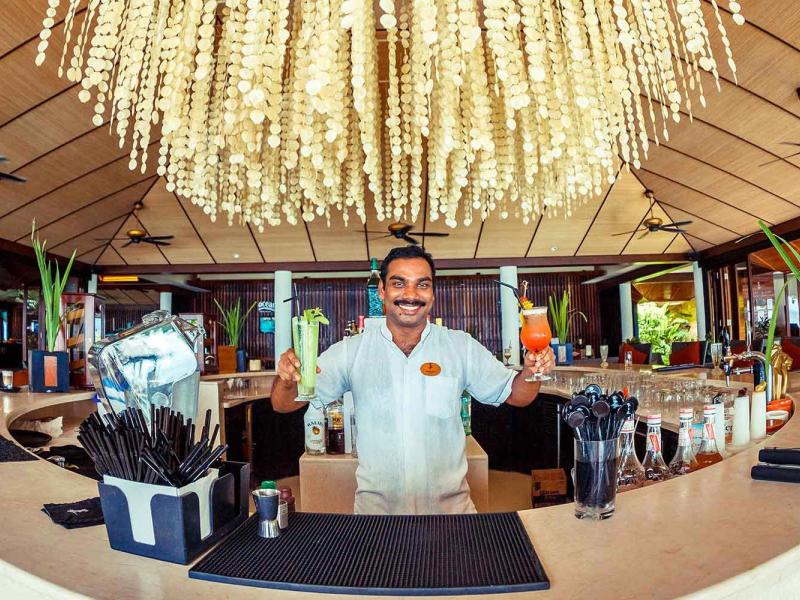 Lily Beach Resort & Spa at Huvahendhoo