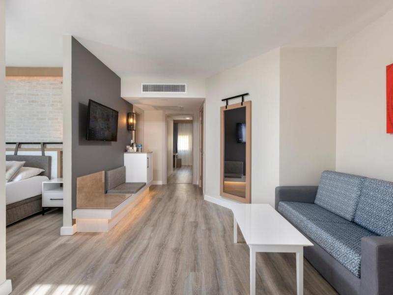 Limak Arcadia Sport Resort Hotel