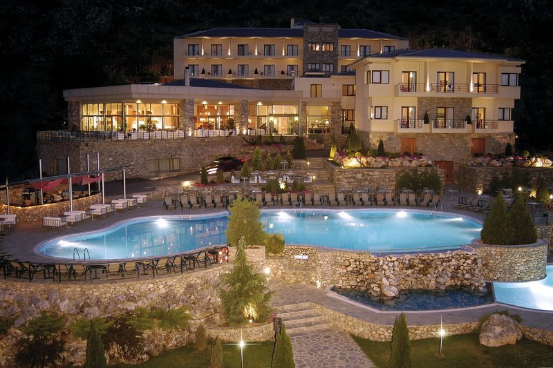 Limneon Golden Resort & SPA