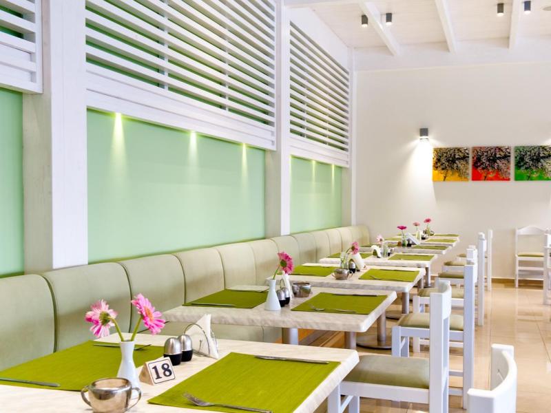Lindos White Hotel & Suites