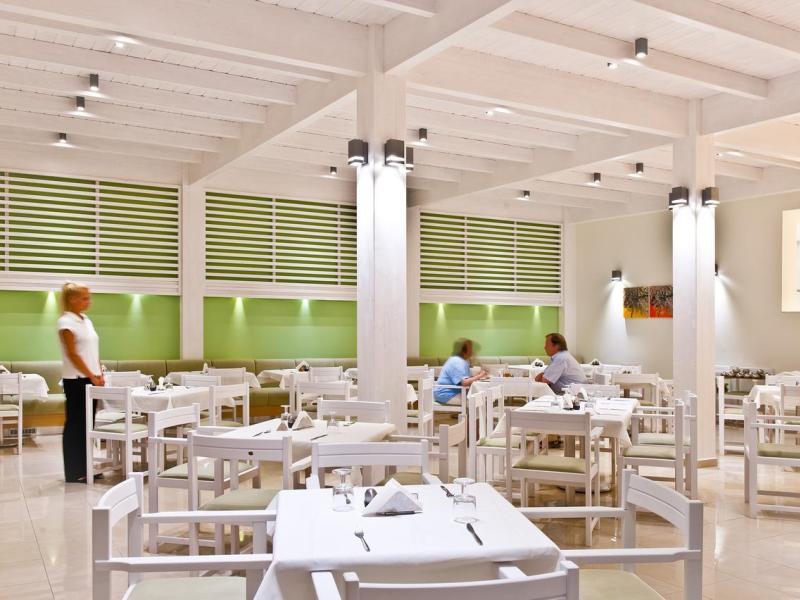 Lindos White Hotel & Suites