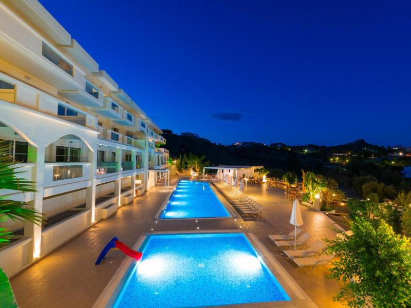 Lindos White Hotel & Suites