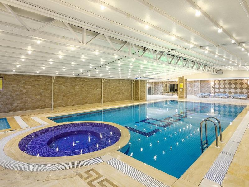 L'Oceanica Beach Resort Hotel