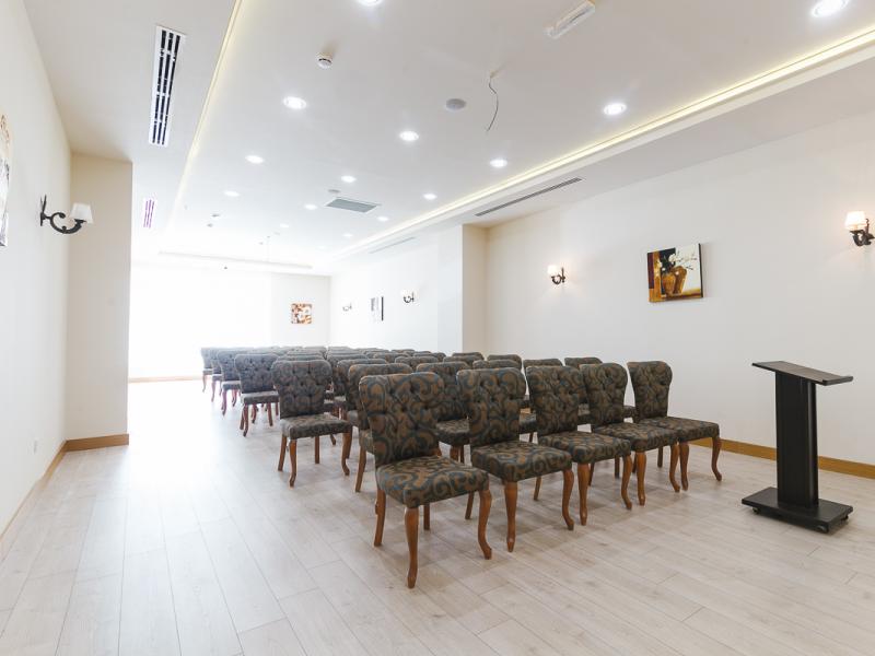 L'Oceanica Beach Resort Hotel