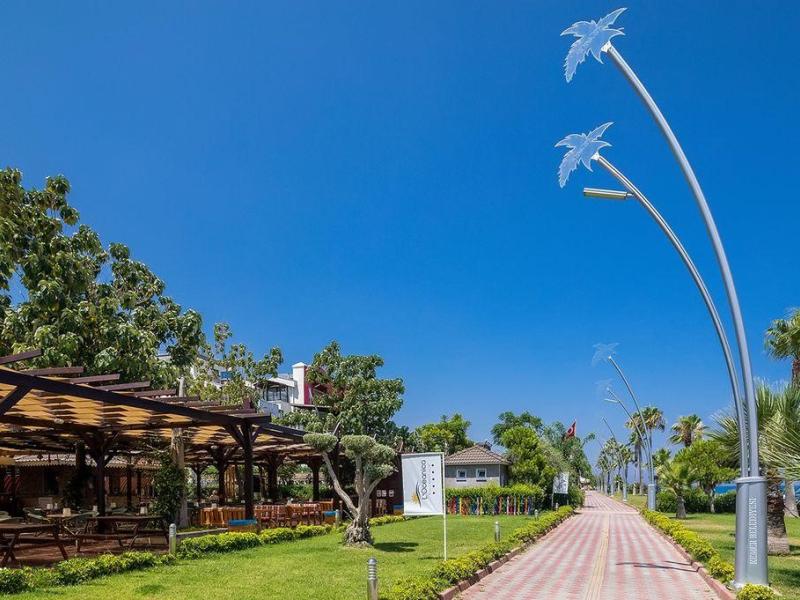 L'Oceanica Beach Resort Hotel