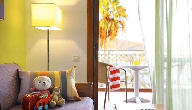 Coral Compostela Beach