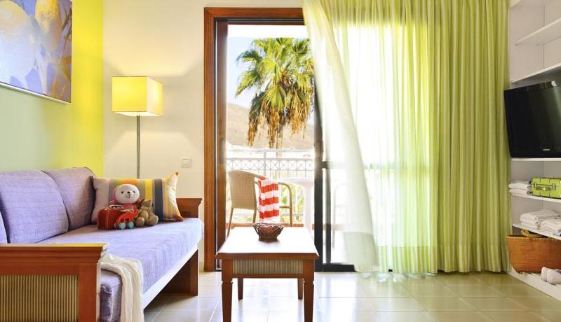 Coral Compostela Beach