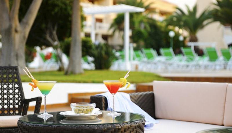 Coral Compostela Beach