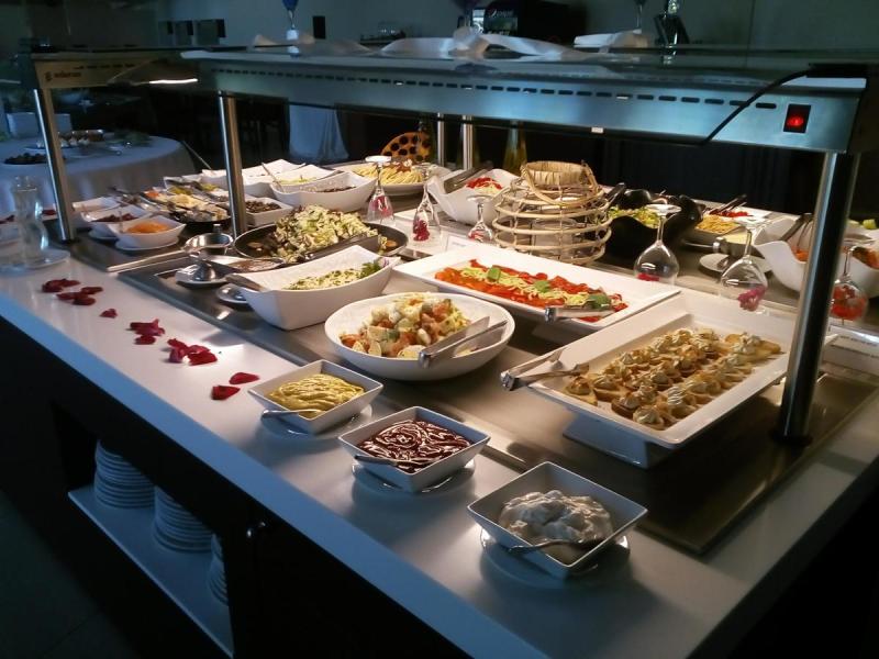 Long Beach Hotel & Resort