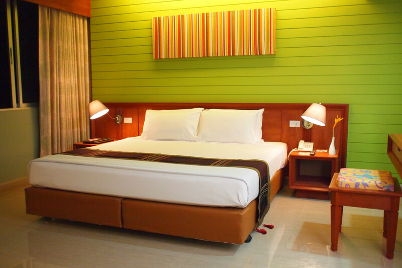 Long Beach Cha-am Hotel