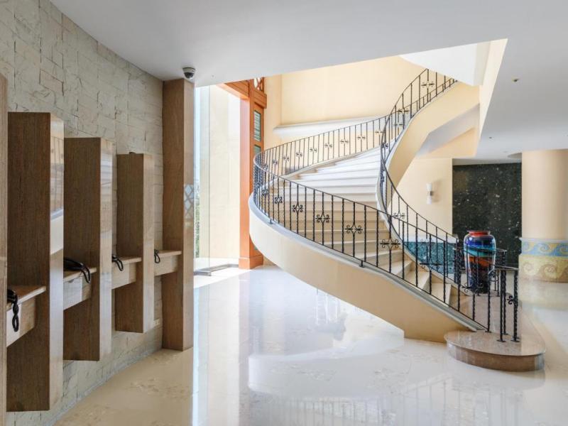 Long Beach Garden Hotel & Spa